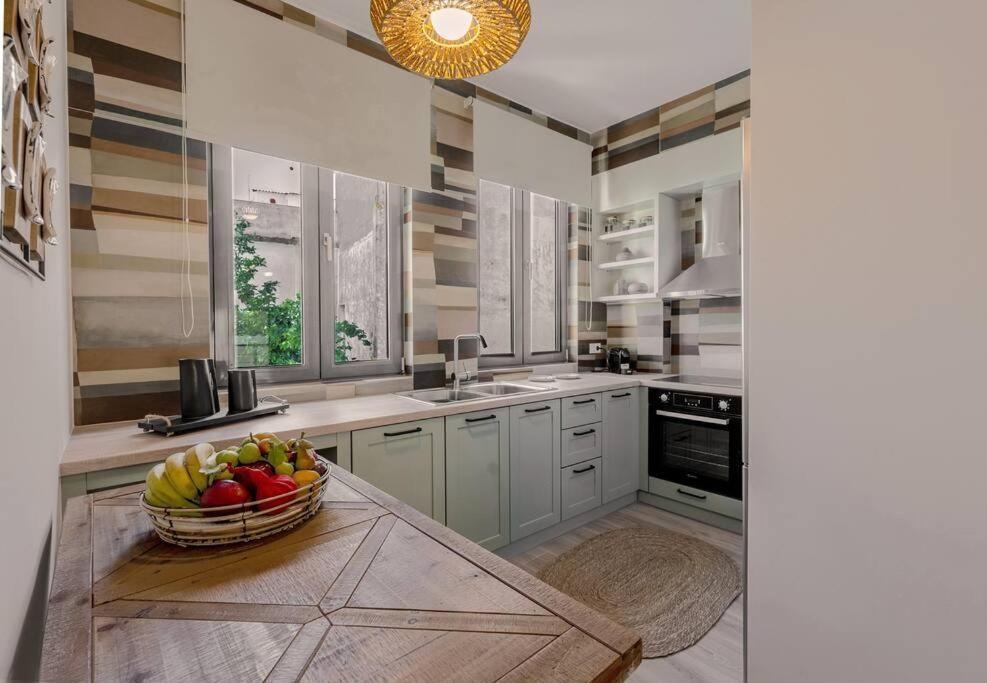 Enigma, A Lux And Boho City Apartment Downtown Preveza Exteriör bild