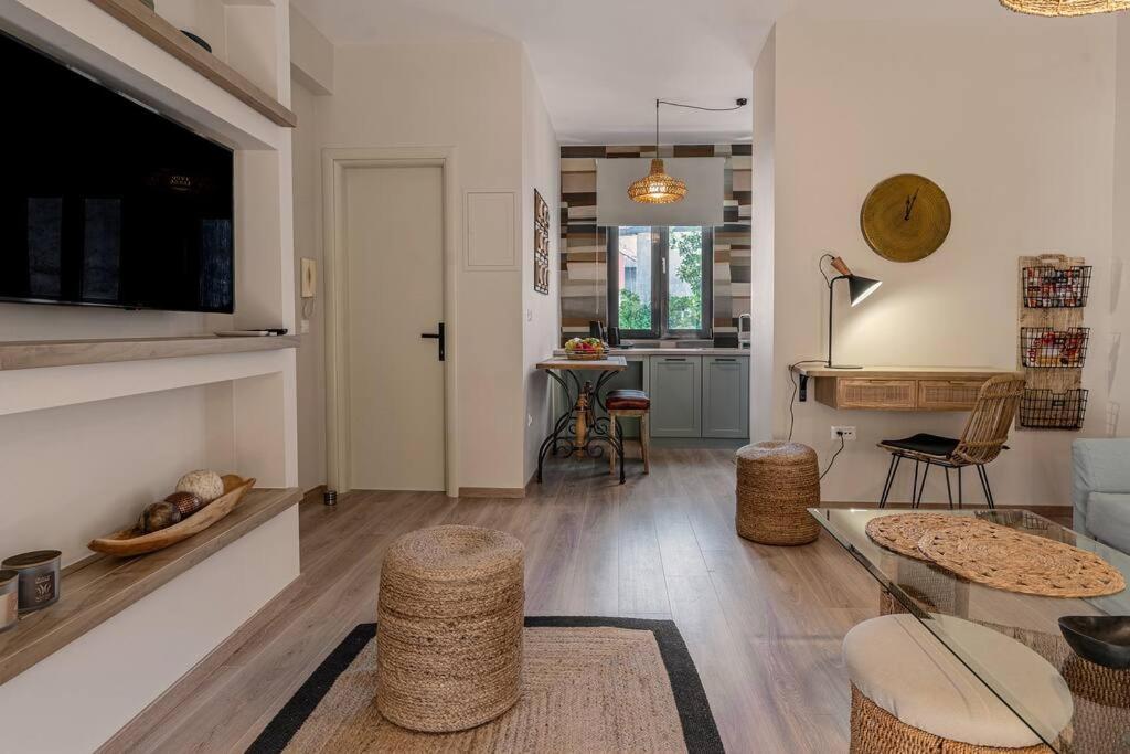 Enigma, A Lux And Boho City Apartment Downtown Preveza Exteriör bild